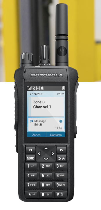 MOTOTRBO R7 DIGITÁLIS HORDOZHATÓ RÁDIÓ